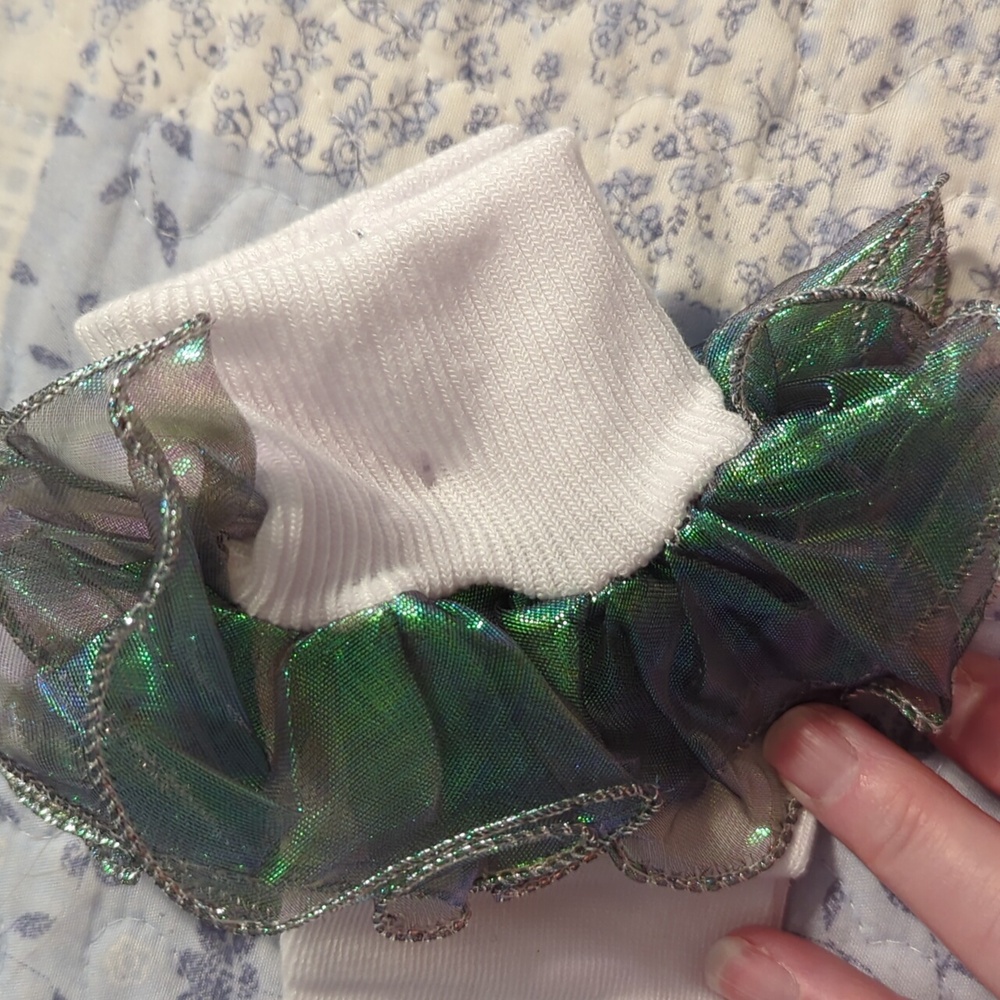 Green Ruffle Socks - Picture 3 of 4